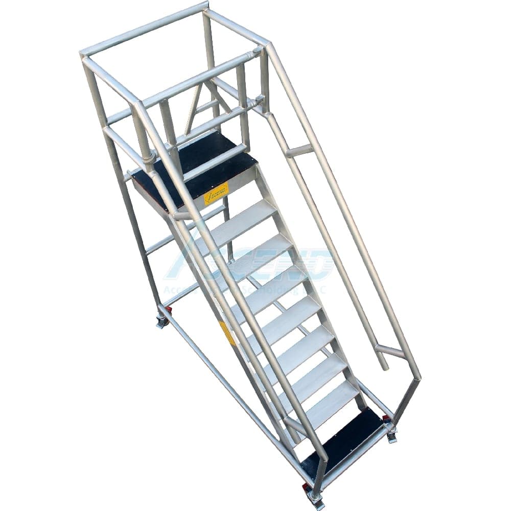 Warehouse Ladder – thumbnail 2