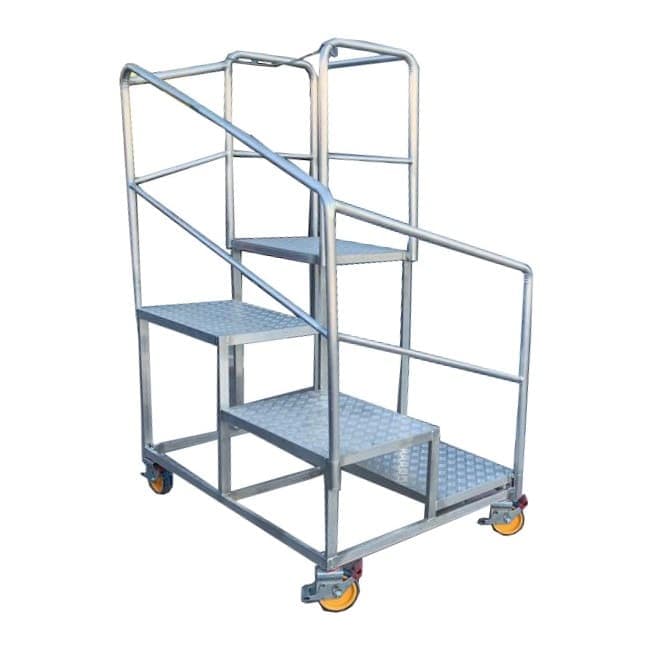 Podium with Round Stairway – Ladder supplier in UAE