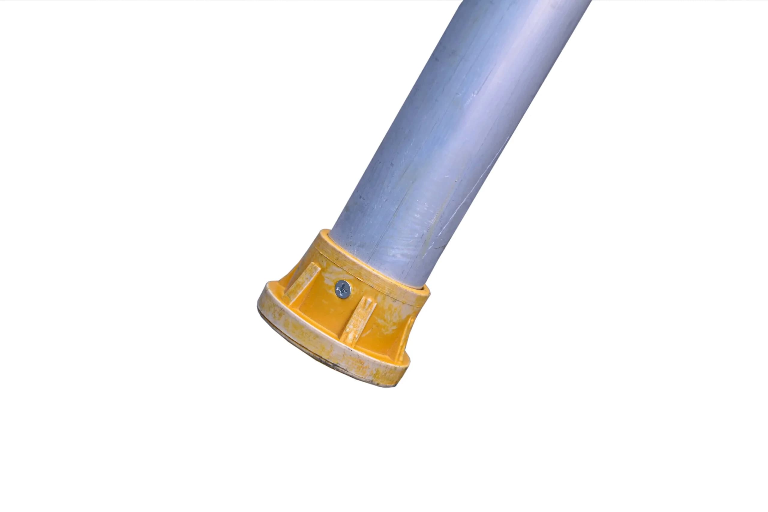 Aluminium ladder Dubai – D-shaped anti-slip rungs close-up